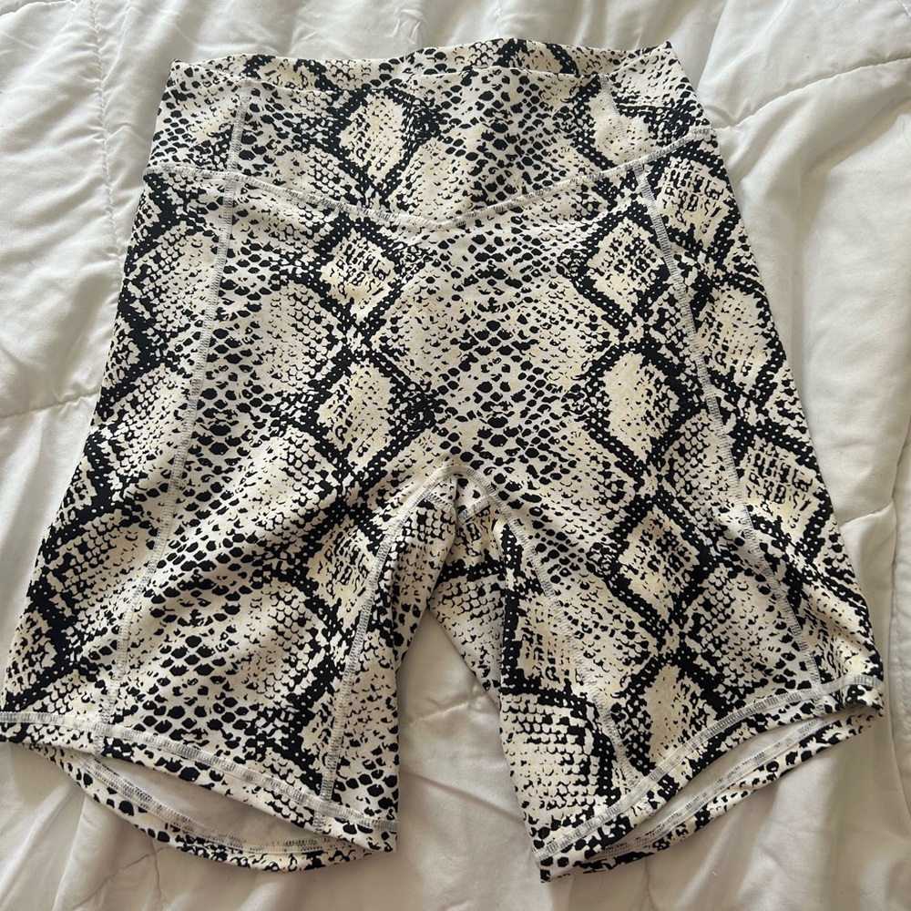 Balance Athletica/Vitality shorts